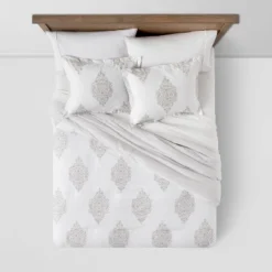 Medallion Printed Family-Friendly Comforter & Sham Set - Threshold™ -West Elm GUEST 076be4ff 8a0d 47e5 ac21 57e4ba1b58fa
