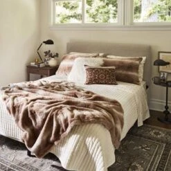 Londonberry Turned Metal Accent Table Black - Threshold 18 Londonberry Turned Metal Accent Table Black - Threshold -West Elm GUEST 44ede14b fd70 499f 8598 6900caa64fb1